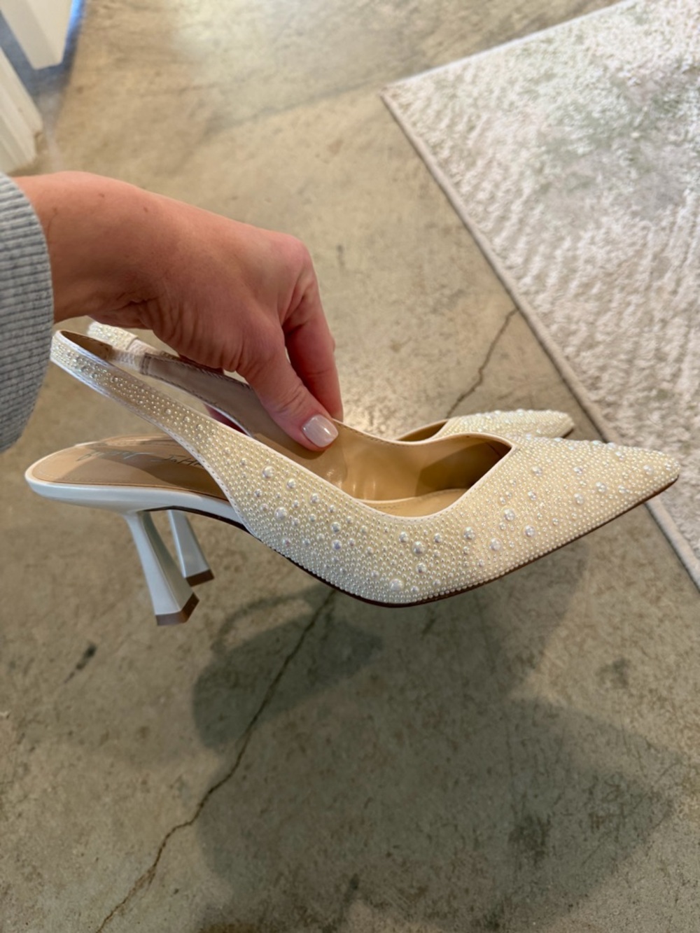 Betsey Johnson White Pearl Embellished Slingback Heels - Picture 4 of 4